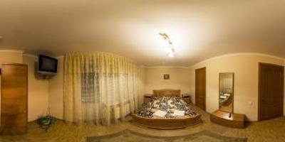 Готель Едем Воловець. Тури з Одеси Києва Карпати
